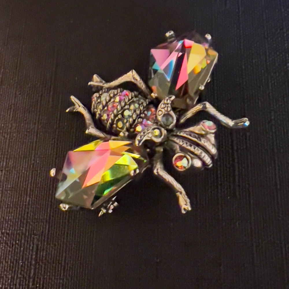 Albert Weiss Vintage Iridescent Bumblebee Brooch